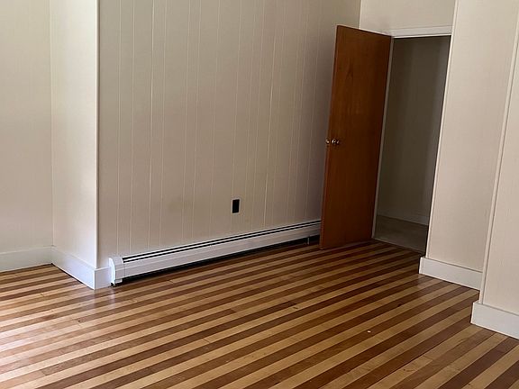 4th image of 533 S Main St #1