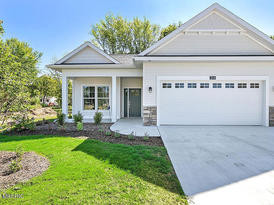 1st image of 1003 Maplewood Ct #44