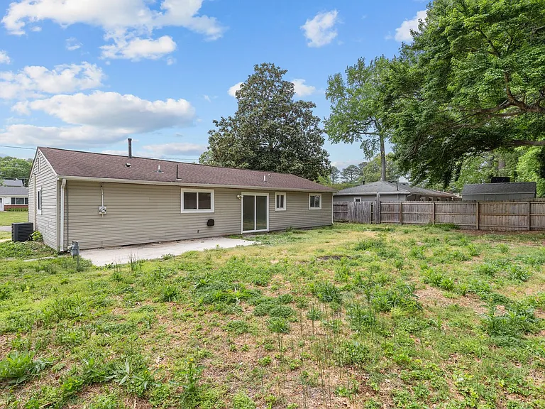 412 Lineberry Rd — Photo 31