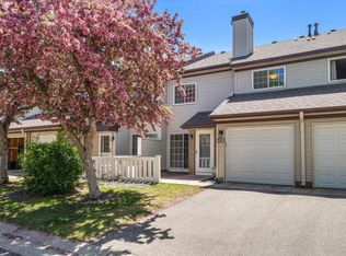 4026 Wilshire Cir #76, Shoreview, MN 55126
