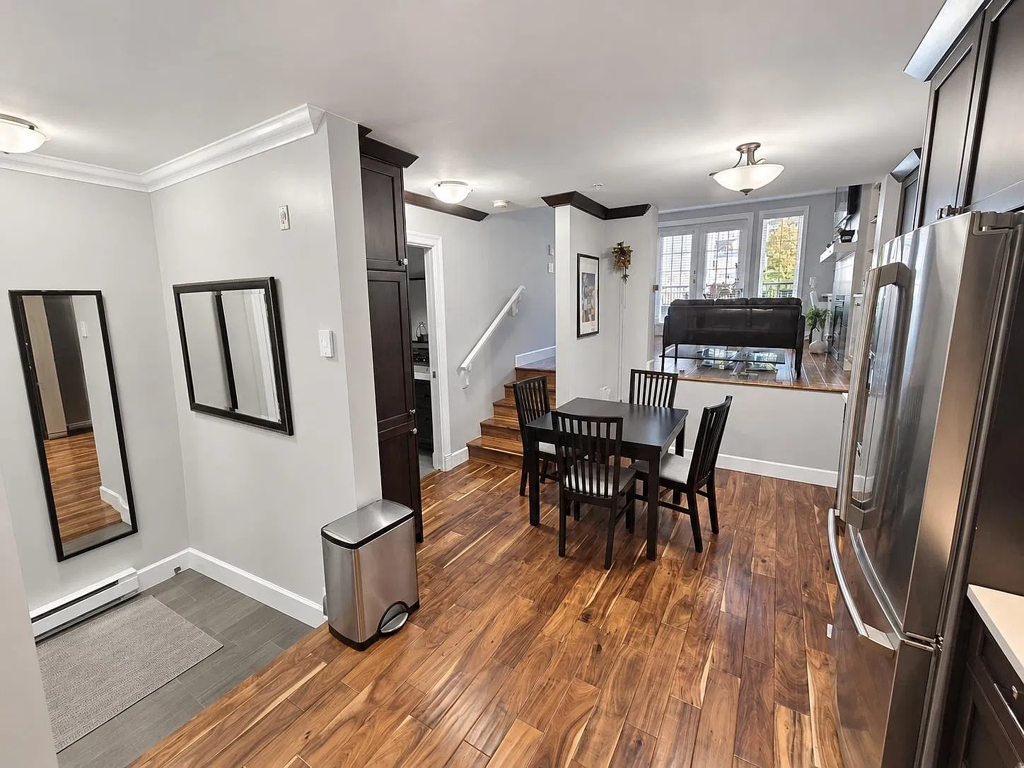 2 bed, 1192 sqft, $5,900 — Photo 3