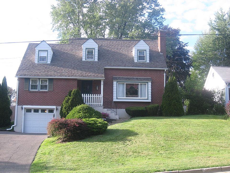 2813 Country Club Rd