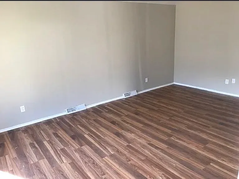 337 Sulphur Spring Rd — Photo 10