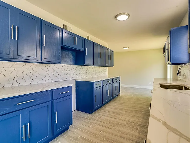 626 Arawe Cir W — Photo 6