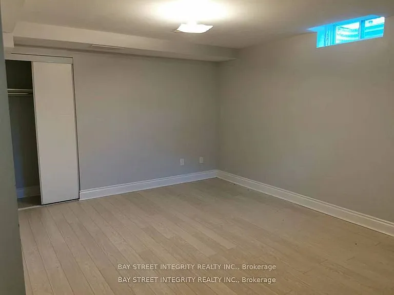 2 Lonsdale Ct — Photo 10