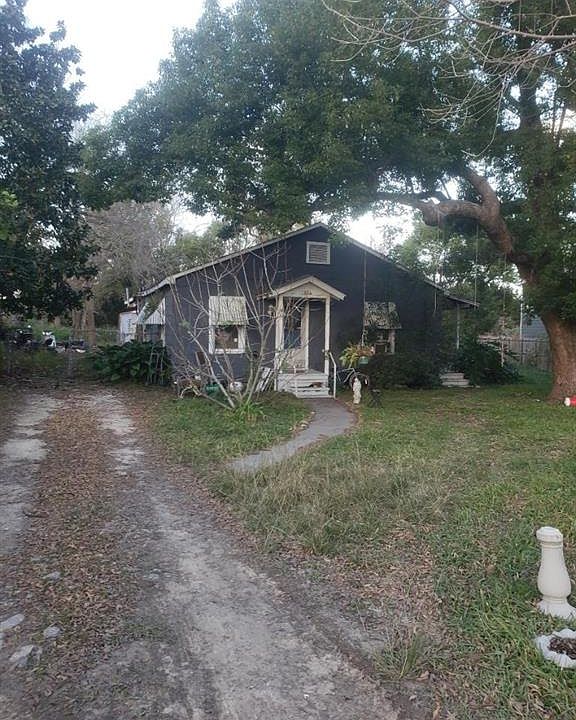 1st image of 7321 Santiago St
