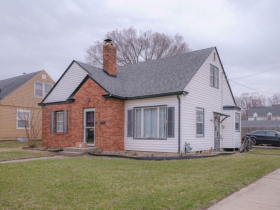 3rd image of 2224 Lawndale Ave