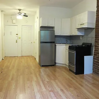 Rented by Centric New York | media 12