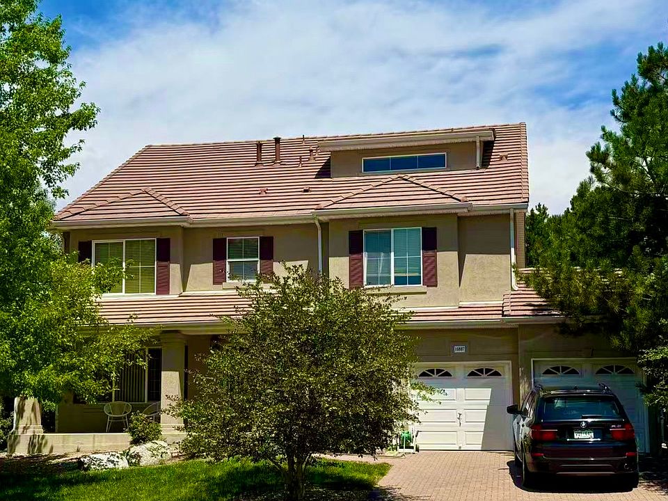three story, 4,000 ft_; partial , unfinished basement, approximately 650 ft_; 2 car garage; big back yard
