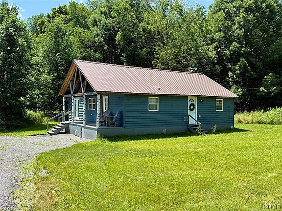 4th image of 2922 Lee Rd