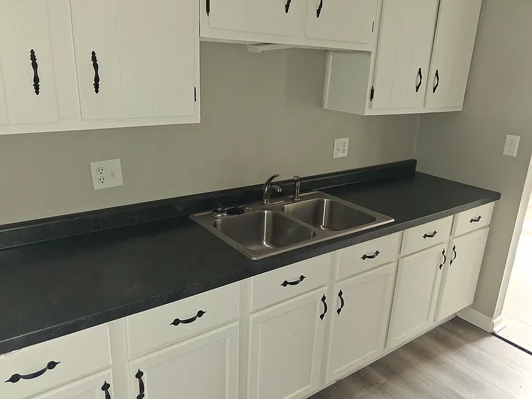 302 College Park Dr #3 — Photo 5