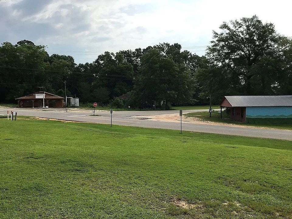 2nd image of 3090 County Road 7