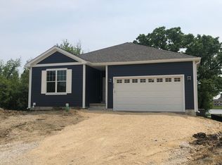 3523 Gallant Fox Dr, Elgin, IL 60124