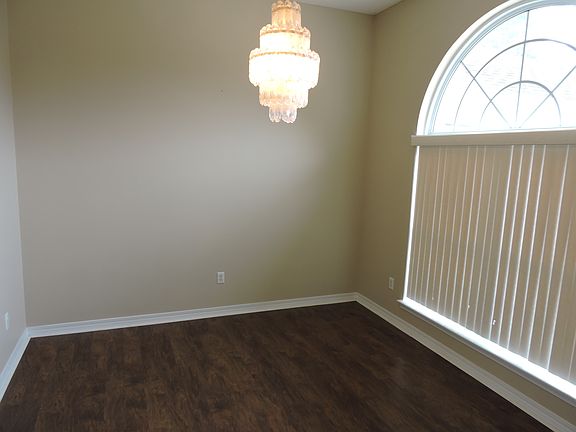 3rd image of 5831 Buckskin Ct