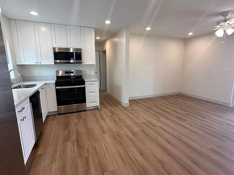 906 Emory Street 931 #933 — Photo 5