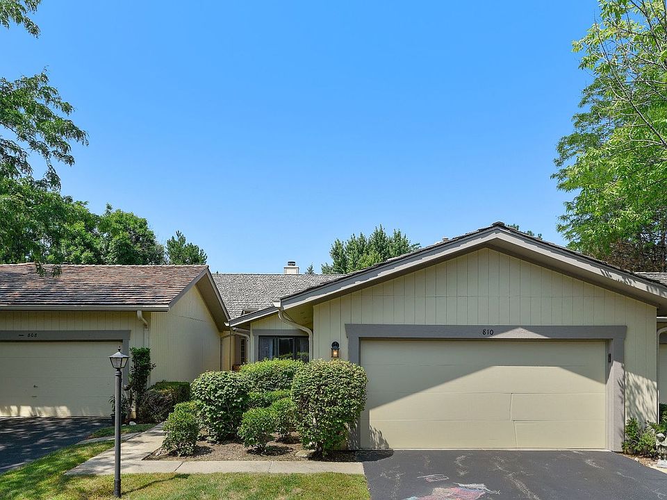 1st image of 810 Maywood Ct #810