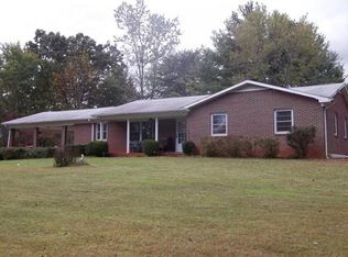 3905 S Mayo Dr, Stuart, VA 24171