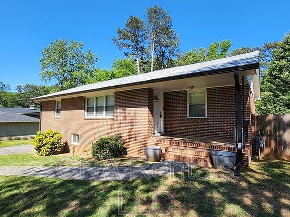 3rd image of 730 McBurnette Rd NE #1
