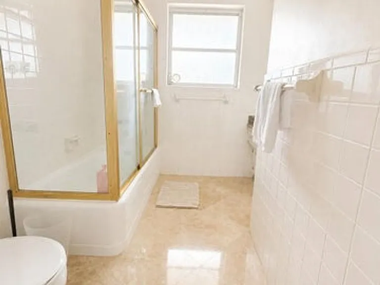 461 SW 54th Ave — Photo 16