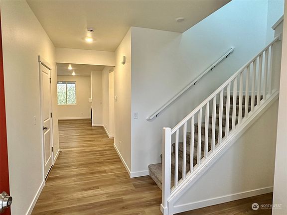 4th image of 13609 186th Street Ct E #48