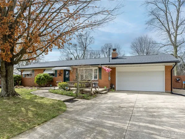 3535 Ruby Dr, New Carlisle, OH 45344