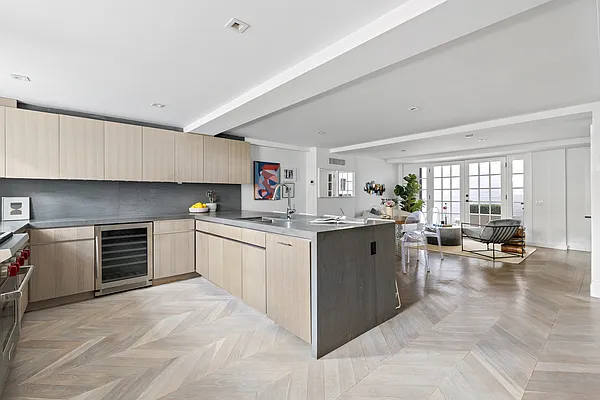 Sold by Compass | media 6