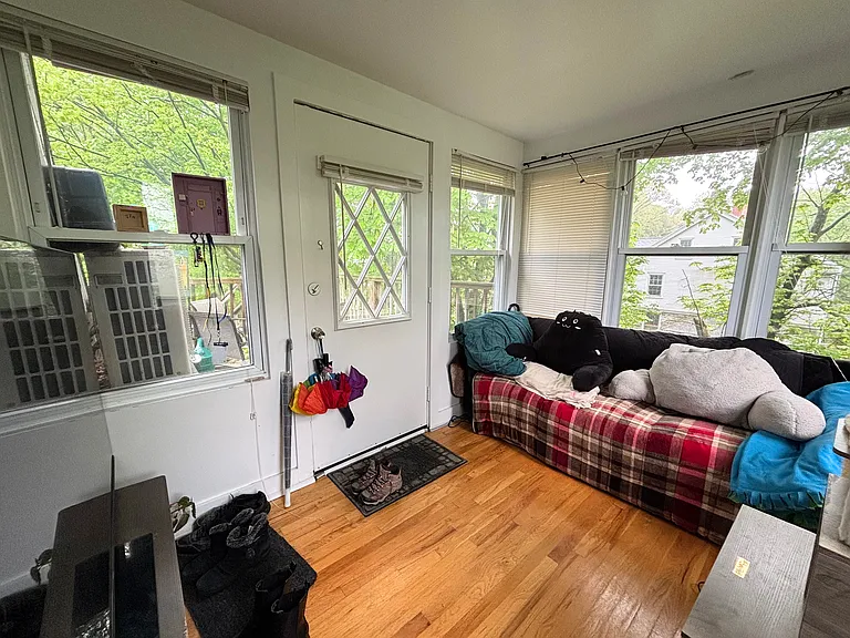 48 Bellevue St #3 — Photo 3