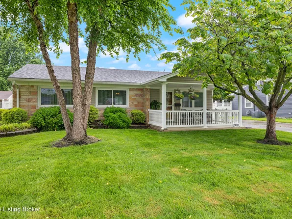 9010 Seaforth Dr, Louisville, KY 40258