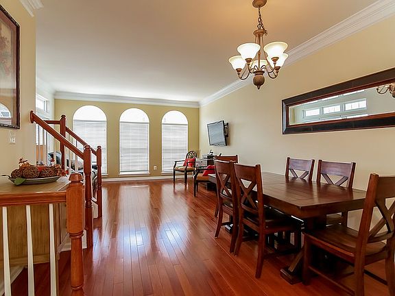 3rd image of 42598 Pine Forest Dr
