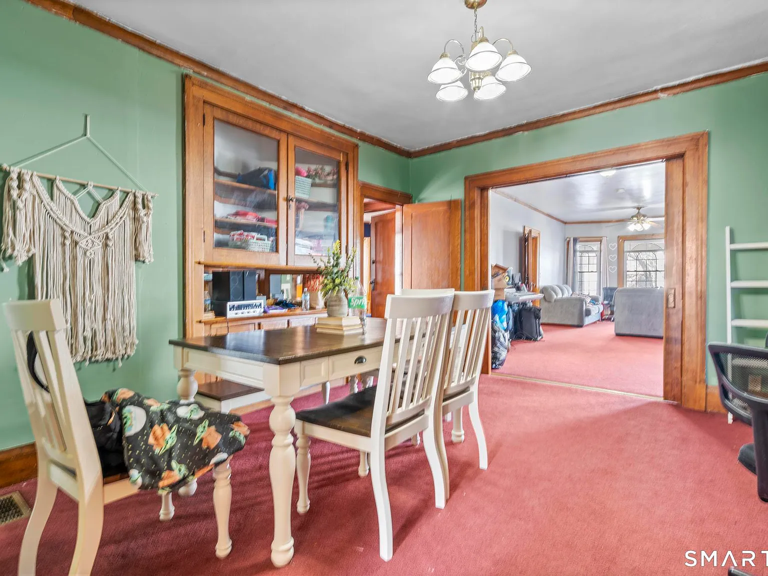 3 bed, 1.0 bath, 1648 sqft, $1,900 — Photo 3