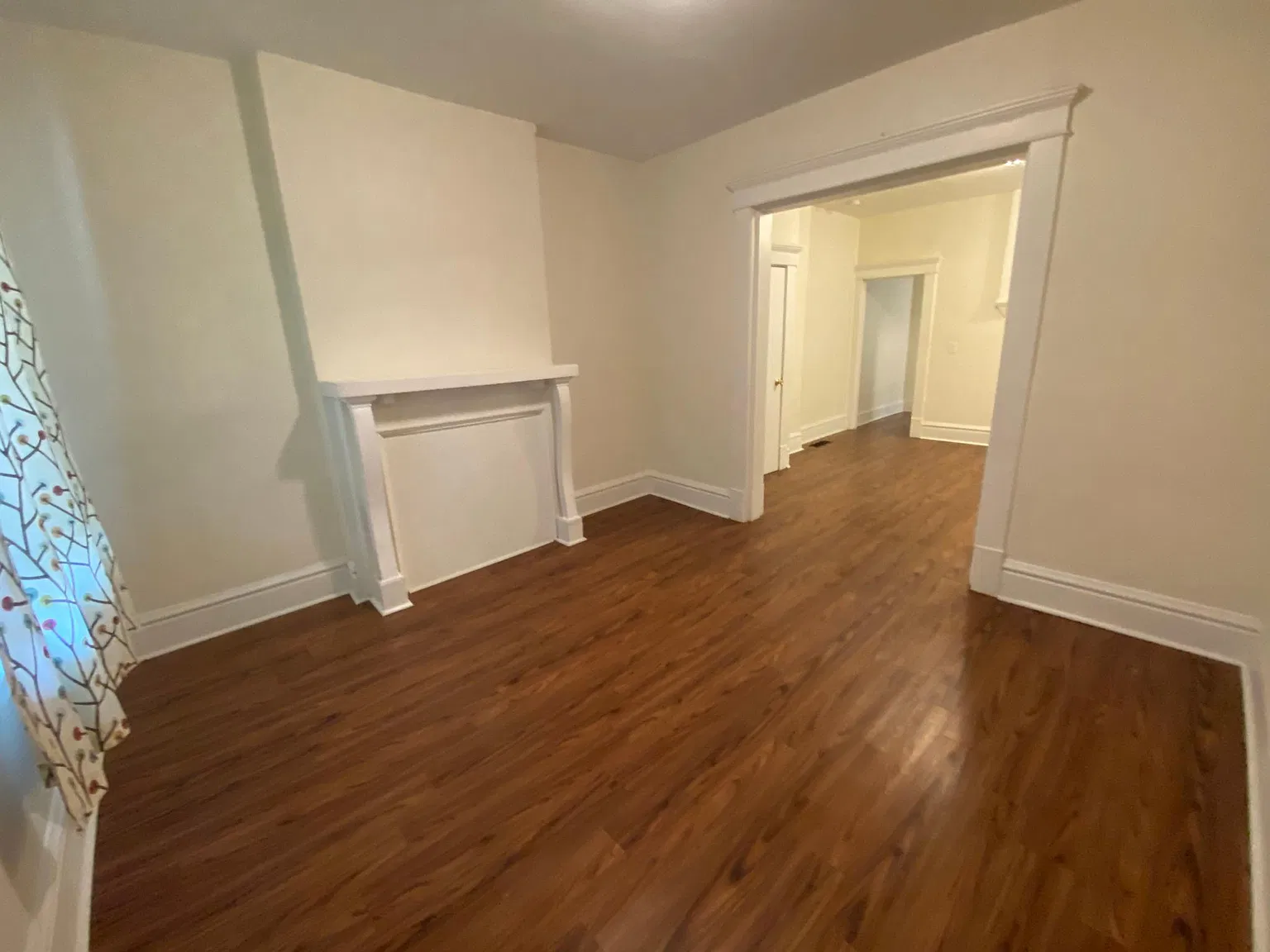 3 bed, 1128 sqft, $1,400 — Photo 2