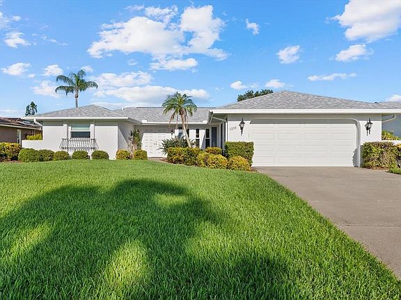 3rd image of 1233 PINEBROOK WAY