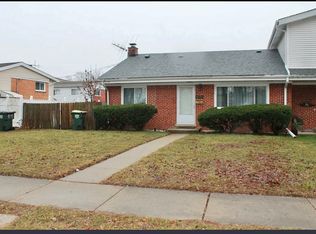 9071 N Grace Ave, Niles, IL