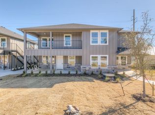 2009 Rockview Dr, Granbury, TX 76049