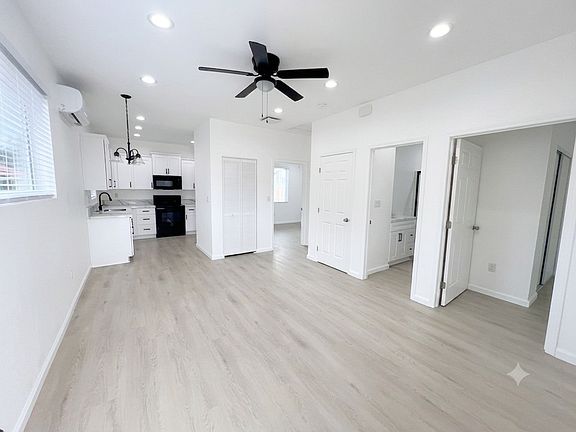 5th image of 3466 Washington St