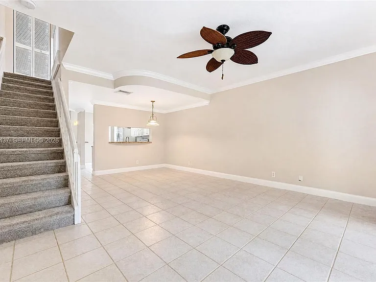 932 Kokomo Key Ln — Photo 2