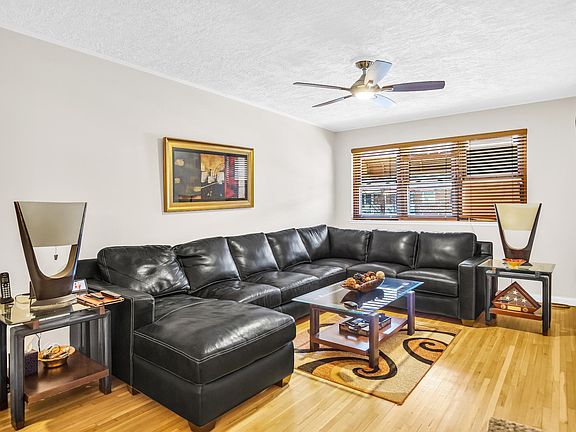 4th image of 446 Saint Lawrence Ave