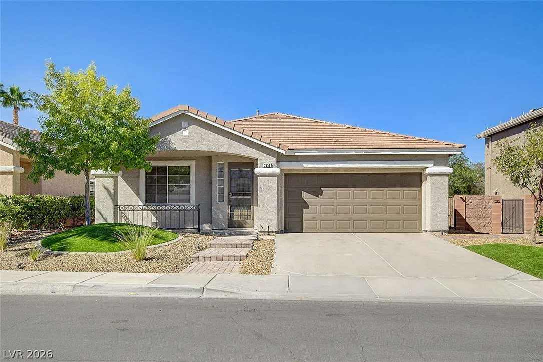 2 bed, 2.0 bath, 1963 sqft, $2,600 — Photo 2