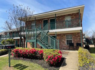1529 Oak St #17, Flowood, MS 39232
