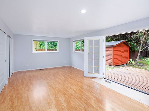 Family Room w/ French Door