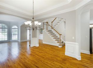 3725 Highcroft Cir, Peachtree Corners, GA 30092