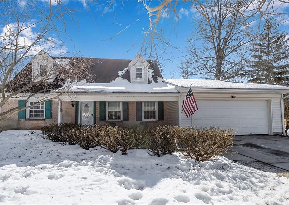 1st image of 8805 Woodside Dr