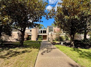 7 Winged Foot Dr, Conroe, TX 77304