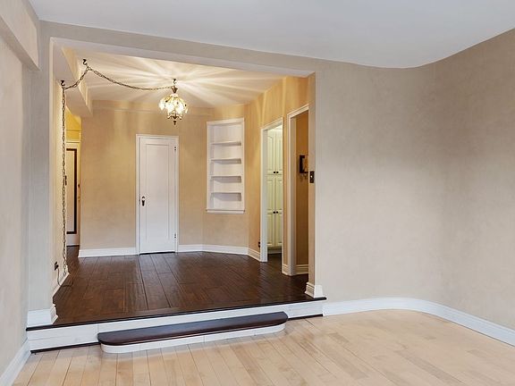 4th image of 75 Park Ter E APT D31