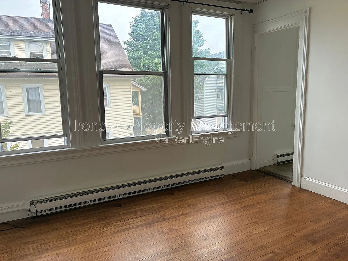 1 bed, 1.0 bath, $1,132 — Photo 3