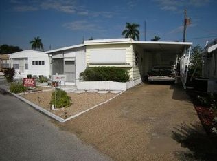 8701 SW 17th St, Davie, FL 33324