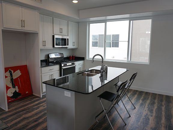 4th image of 5293 West Solafax Lane #37-2