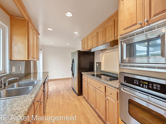 4th image of 20216 Saratoga Vista Ct