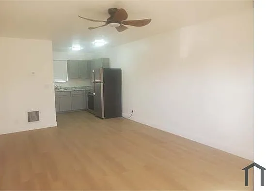 350 SW 27th Ter #A — Photo 6