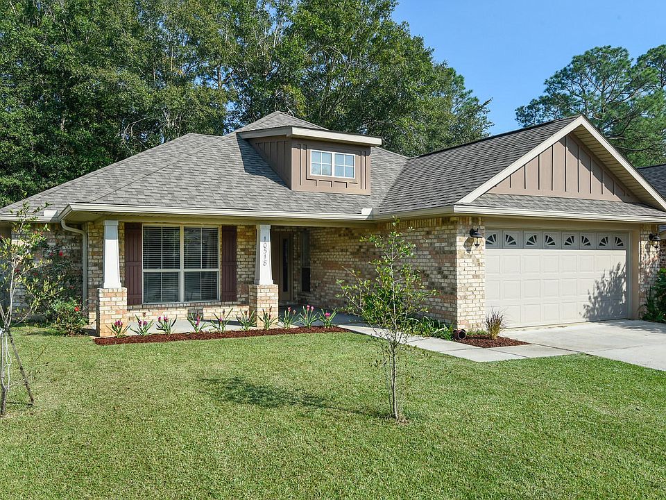 1st image of 10518 Roundhill Dr